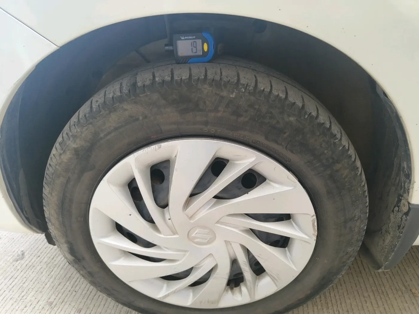 2022 Maruti Ertiga VXI CNG, CNG, Manual, 62,620 km, tyre