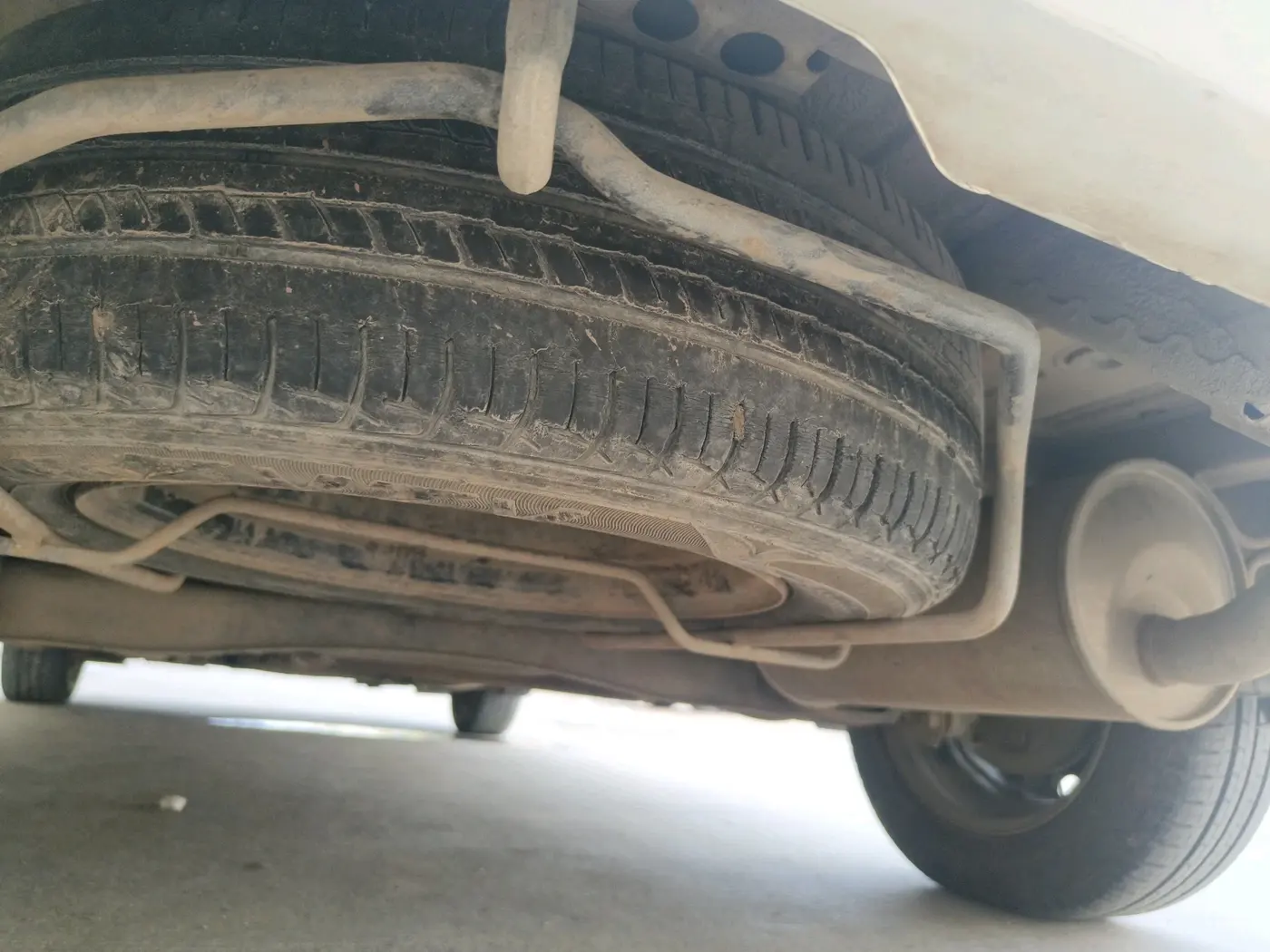 2022 Maruti Ertiga VXI CNG, CNG, Manual, 62,620 km, tyre