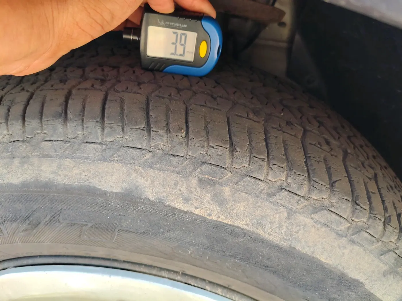 2021 Mahindra XUV500 W7, Diesel, Manual, 84,072 km, tyre