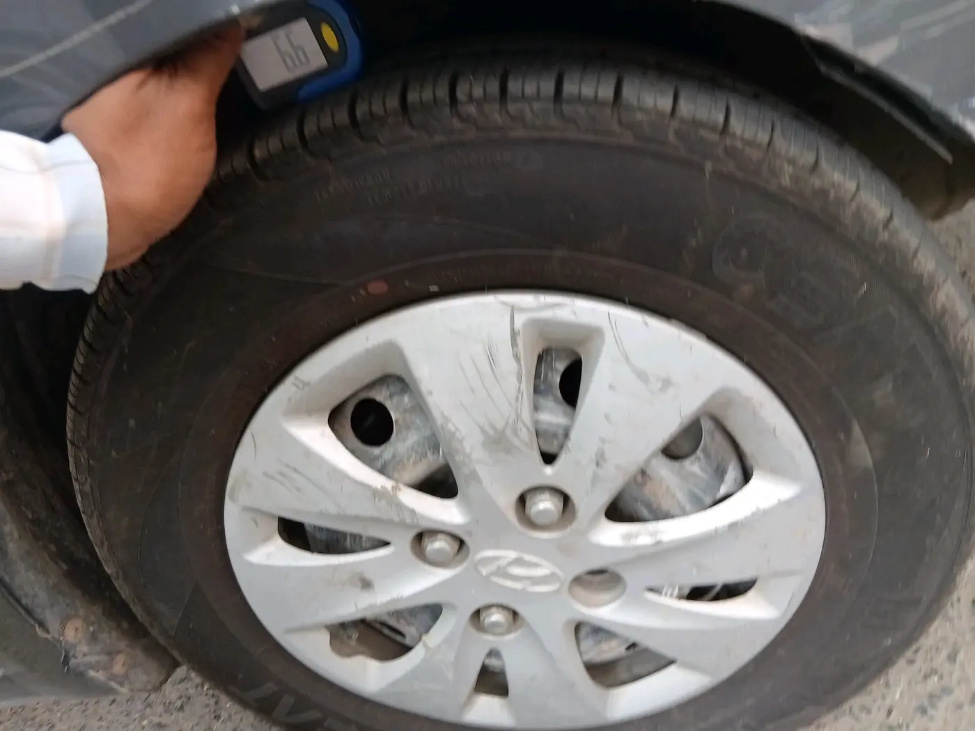 2011 Hyundai i10 MAGNA 1.2, Petrol, Manual, 72,918 km, tyre