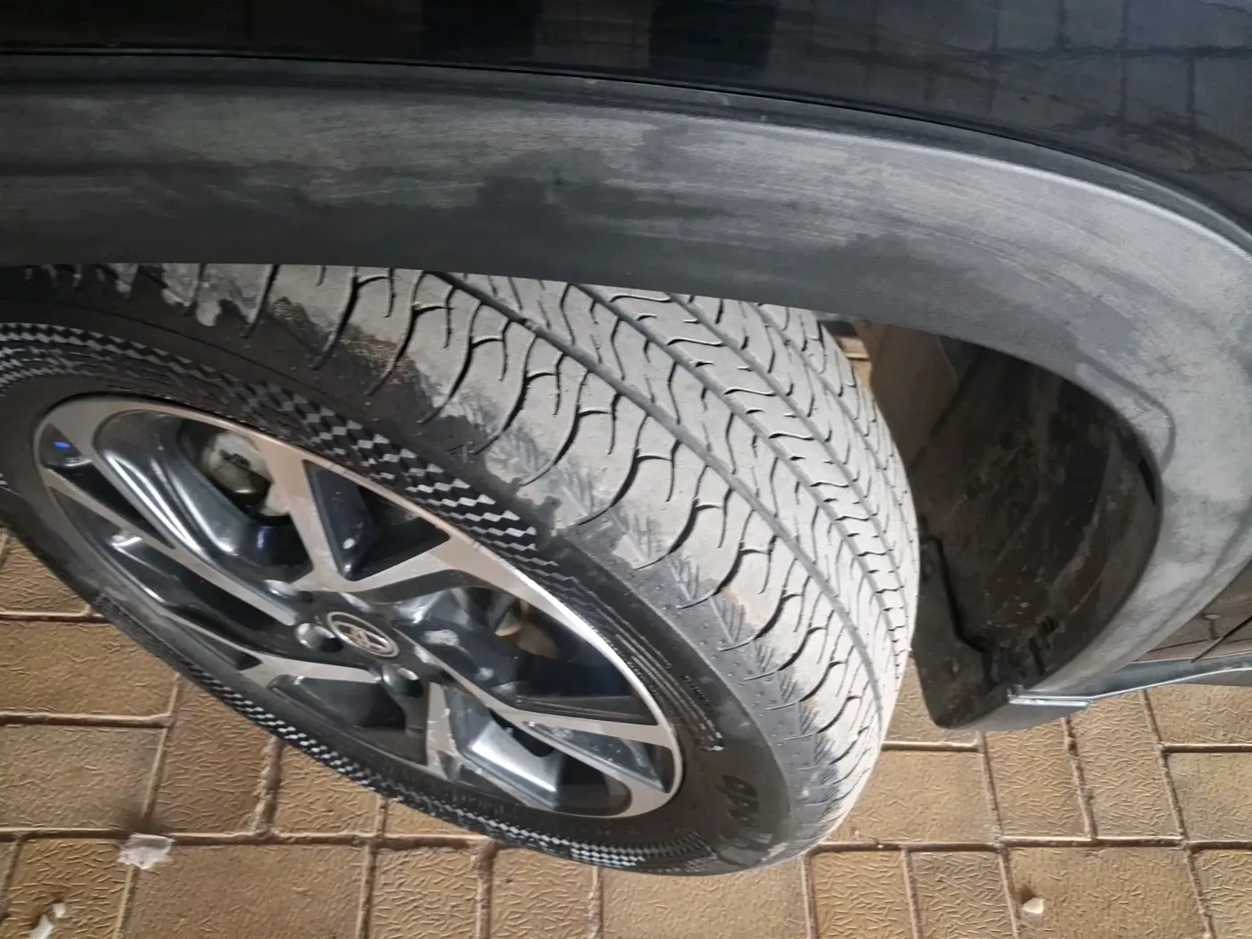 2025 Toyota URBAN CRUISER HYRYDER V HYBRID, Hybrid, Automatic, 31,474 km, tyre