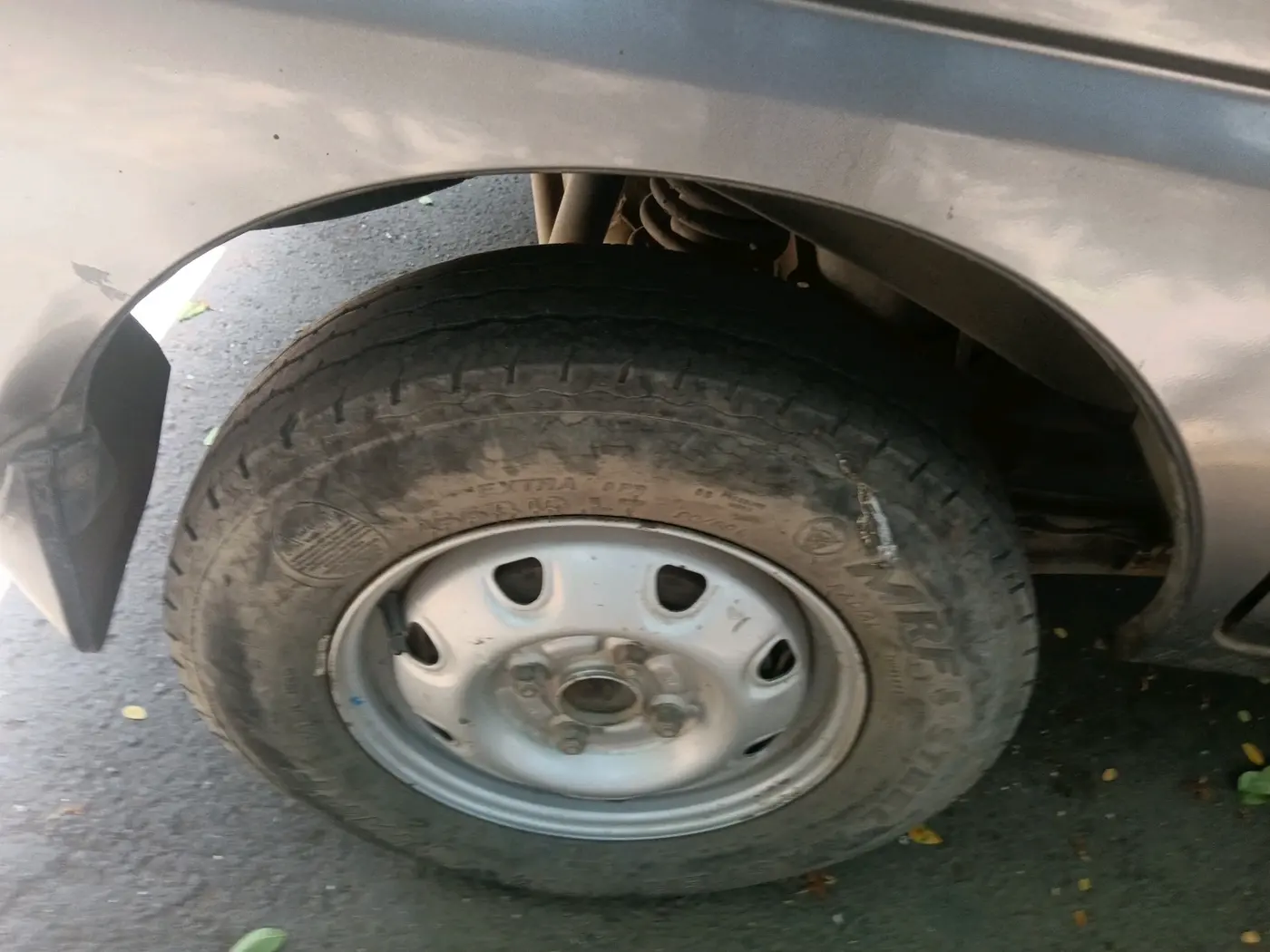 2021 Maruti Eeco 5 STR AC CNG (O), CNG, Manual, 82,045 km, tyre