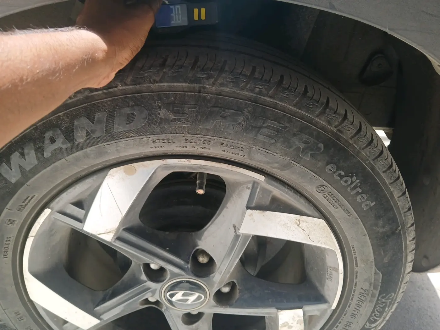 2019 Hyundai VENUE SX 1.0 (O) TURBO, Petrol, Manual, 52,080 km, tyre