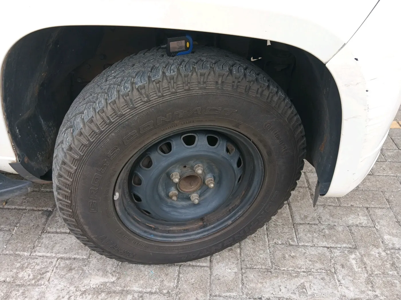 2016 Mahindra TUV300 T6 PLUS, Diesel, Manual, 72,536 km, tyre