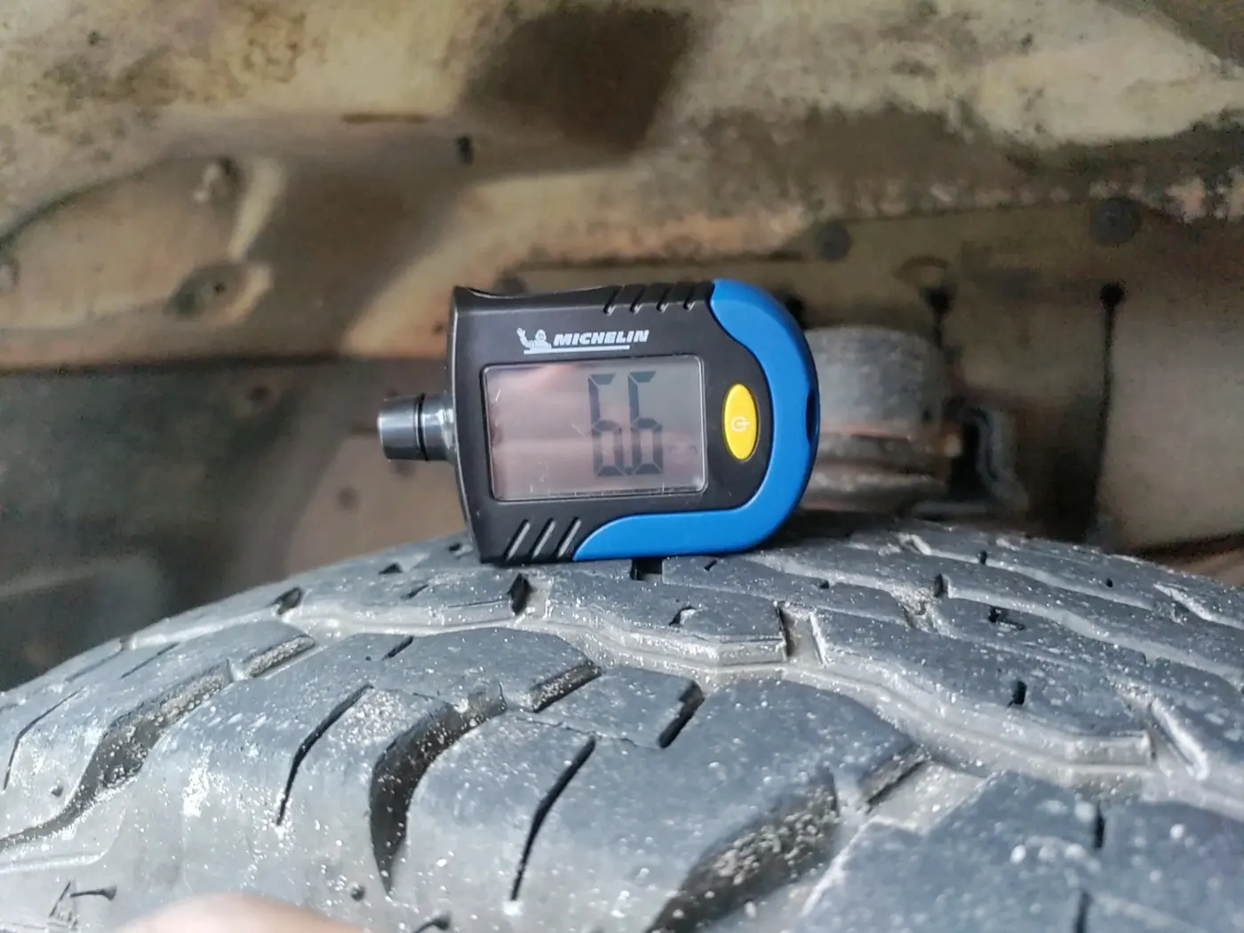 2020 Mahindra Bolero B6, Diesel, Manual, 93,060 km, tyre