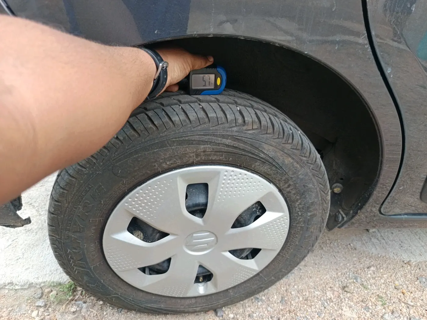2024 Maruti Alto K10 VXI, Petrol, Manual, 6,212 km, tyre