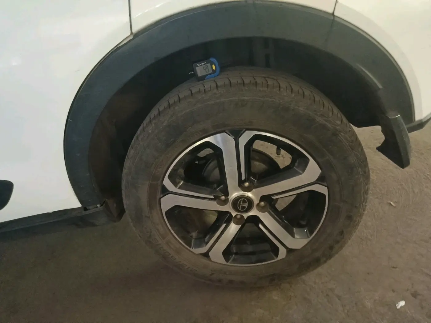 2021 Tata NEXON XZ PLUS PETROL SUNROOF, Petrol, Manual, 74,493 km, tyre
