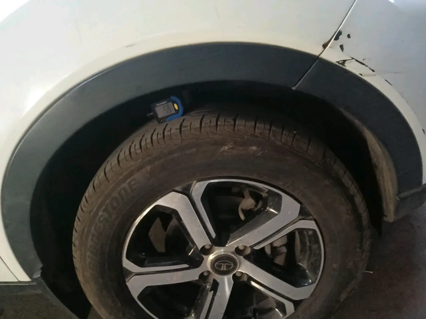 2021 Tata NEXON XZ PLUS PETROL SUNROOF, Petrol, Manual, 74,493 km, tyre