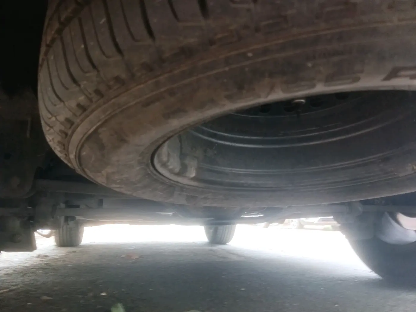 2024 Mahindra SCORPIO-N Z8 PETROL AT 7 STR, Petrol, Automatic, 32,975 km, tyre