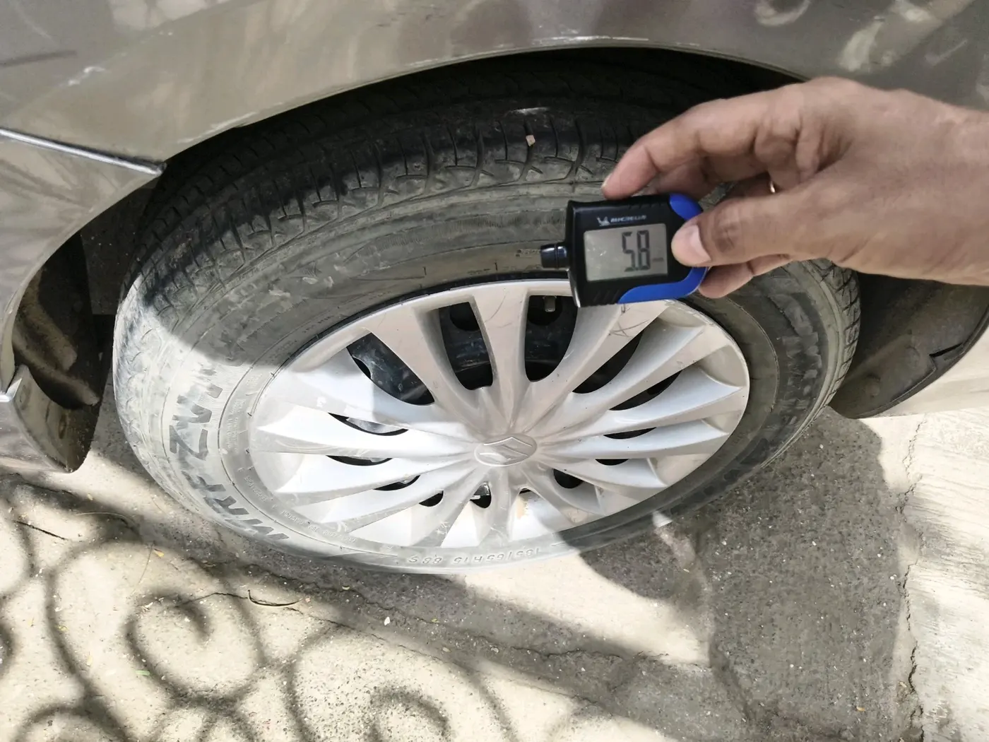 2016 Maruti Ciaz VXI+, Petrol, Manual, 43,338 km, tyre