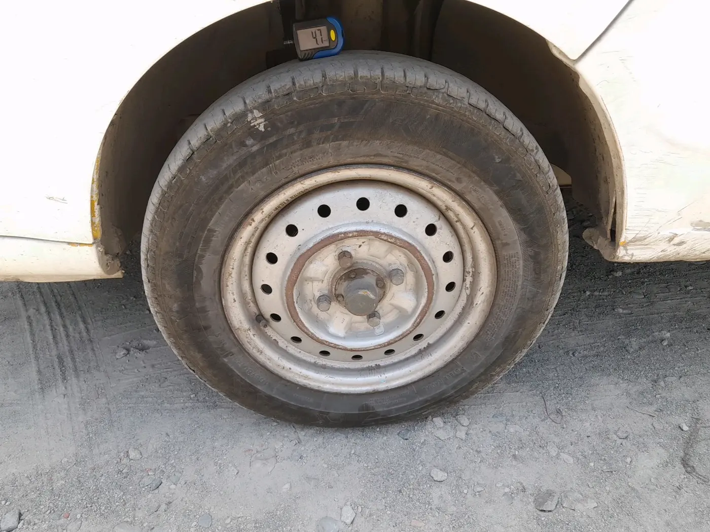 2014 Tata Venture EX 8 STR, Diesel, Manual, 69,000 km, tyre