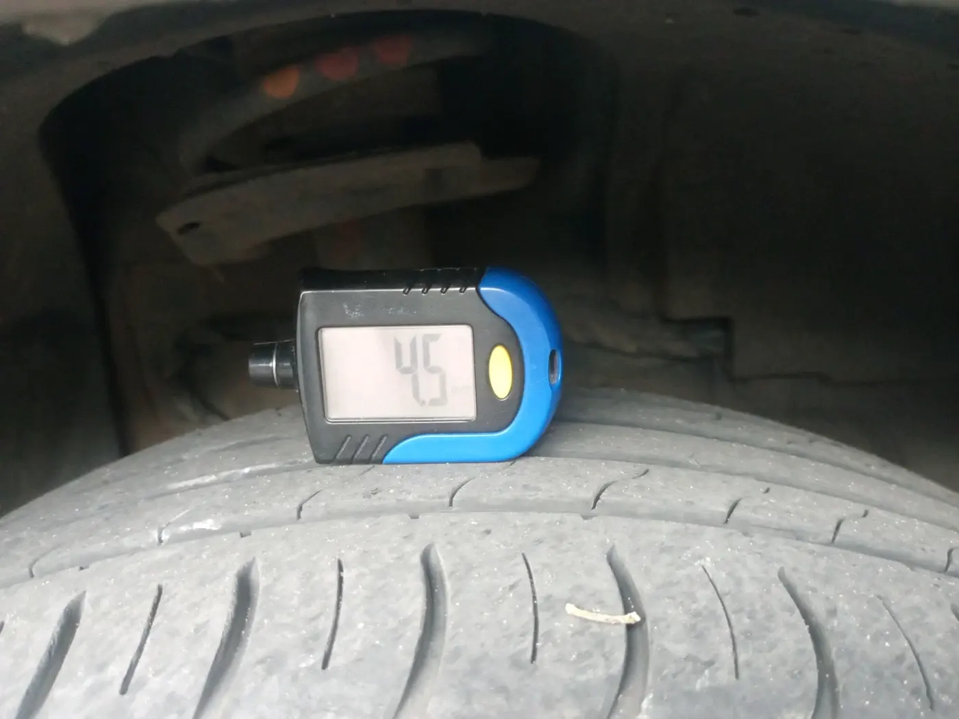 2019 Tata NEXON XM PETROL, Petrol, Manual, 61,758 km, tyre