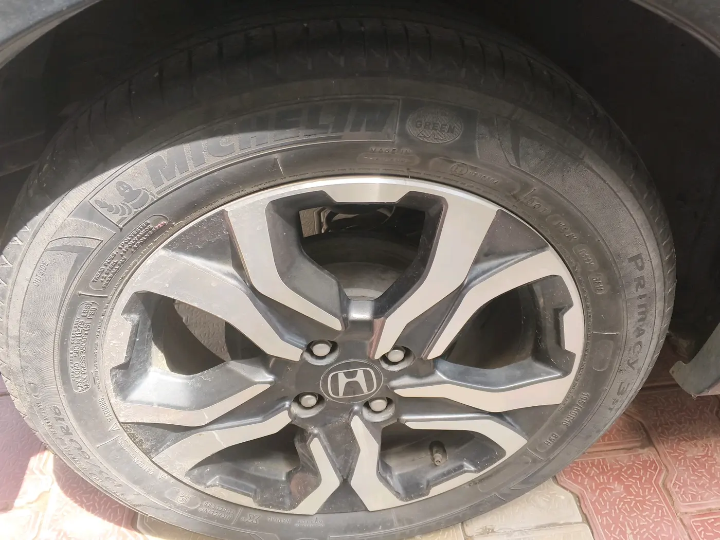 2019 Honda WR-V 1.2L I-VTEC VX MT, Petrol, Manual, 43,793 km, tyre