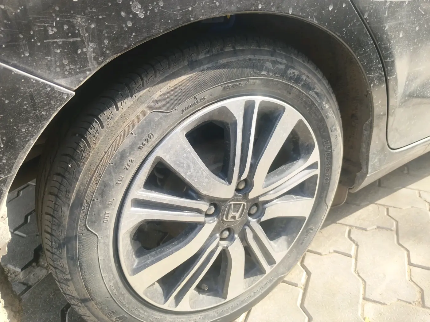 2022 Honda Amaze 1.2L I-VTEC VX, CNG, Manual, 73,979 km, tyre