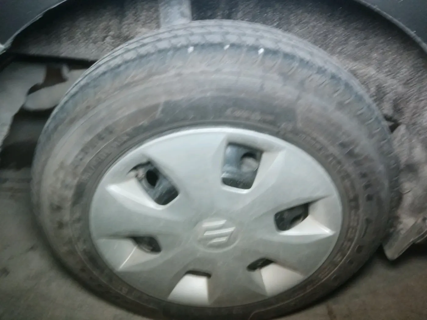 2023 Maruti New Wagon-R ZXI 1.2 AMT, Petrol, Automatic, 10,583 km, tyre