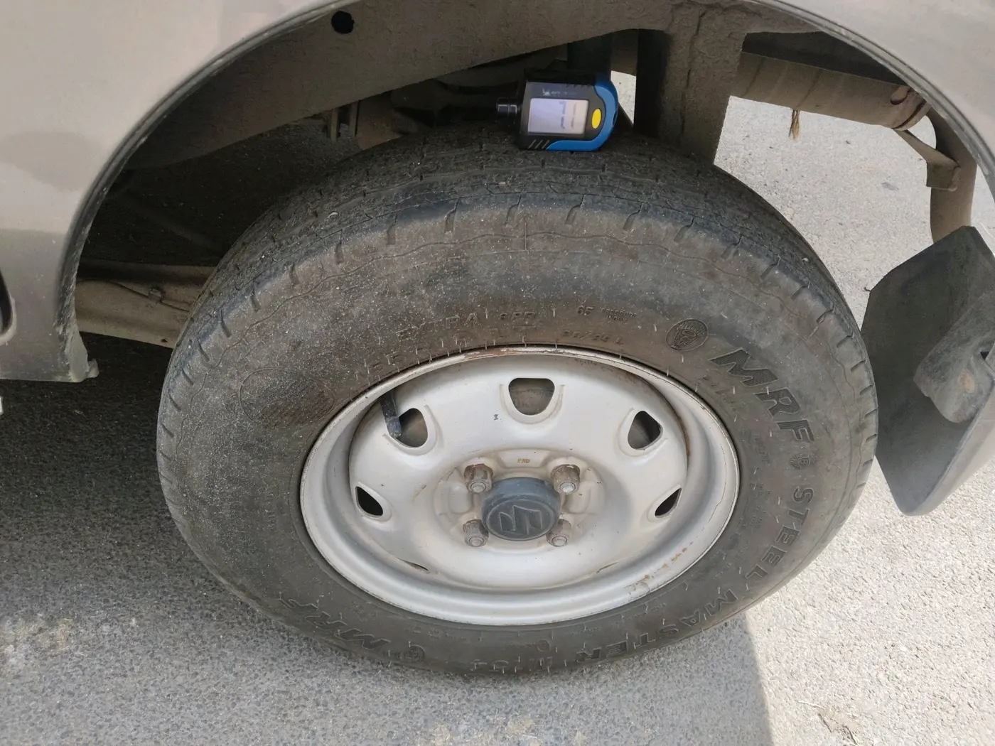 2022 Maruti Eeco 5 STR AC CNG (O), CNG, Manual, 84,777 km, tyre