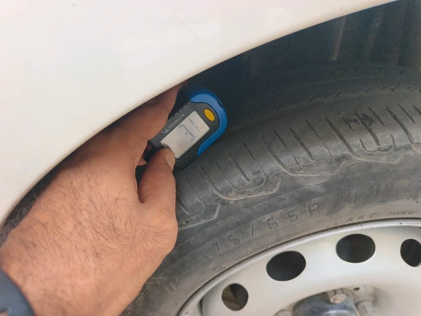 2022 Tata Tiago XM CNG, CNG, Manual, 71,127 km, tyre