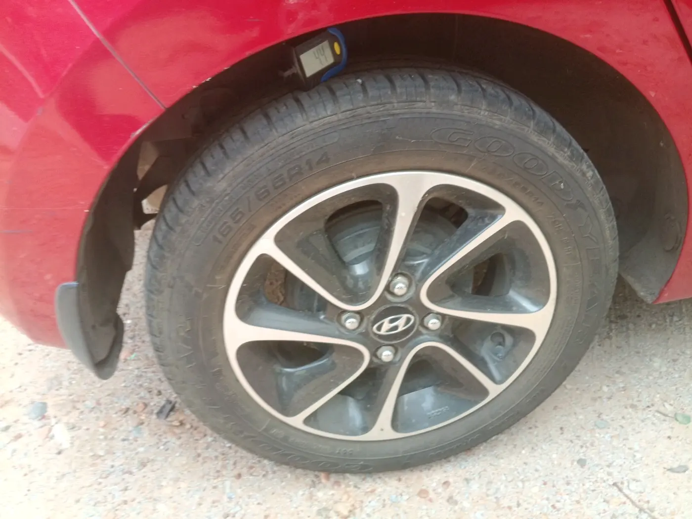 2017 Hyundai Grand i10 ASTA 1.2 KAPPA VTVT, Petrol, Manual, 12,542 km, tyre