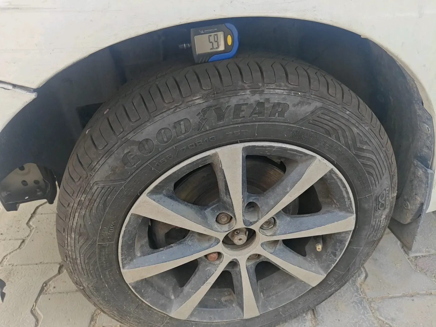 2014 Datsun Go T, Petrol, Manual, 1,42,142 km, tyre