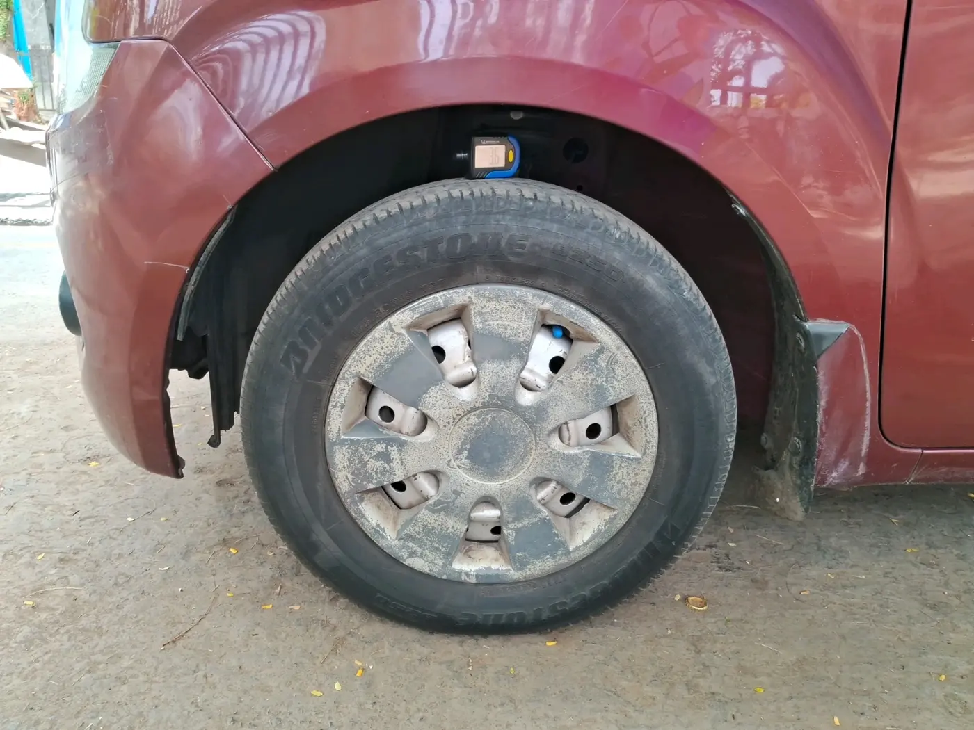 2022 Maruti New Wagon-R VXI CNG 1.0, CNG, Manual, 2,44,379 km, tyre