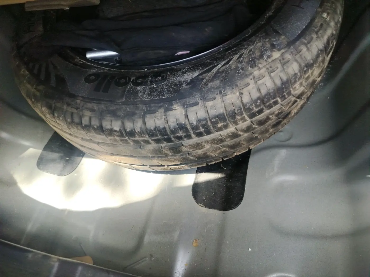 2023 Hyundai AURA SX 1.2 CNG, CNG, Manual, 84,130 km, tyre