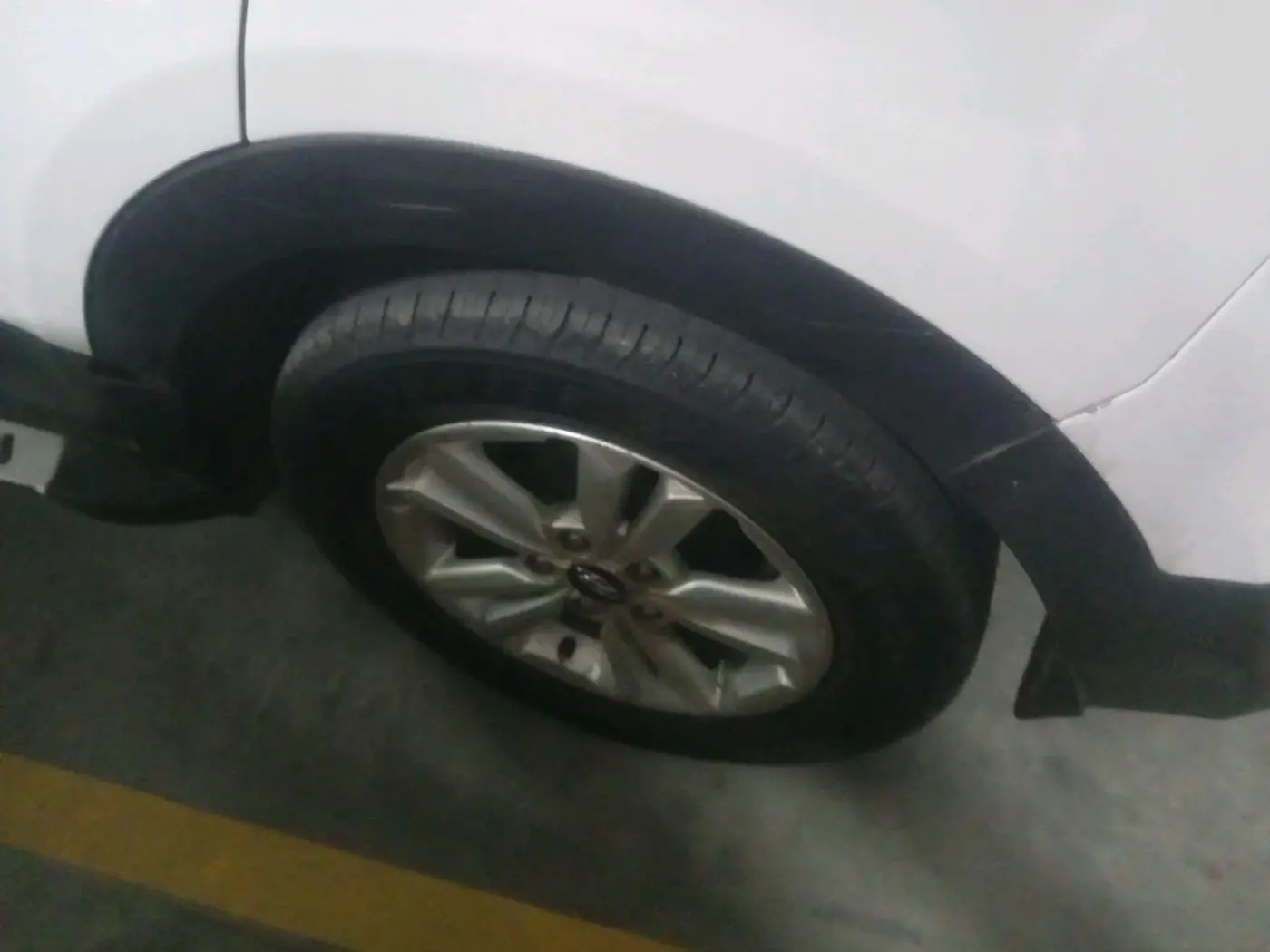 2015 Hyundai Creta SX PLUS AT 1.6 DIESEL, Diesel, Automatic, 98,137 km, tyre