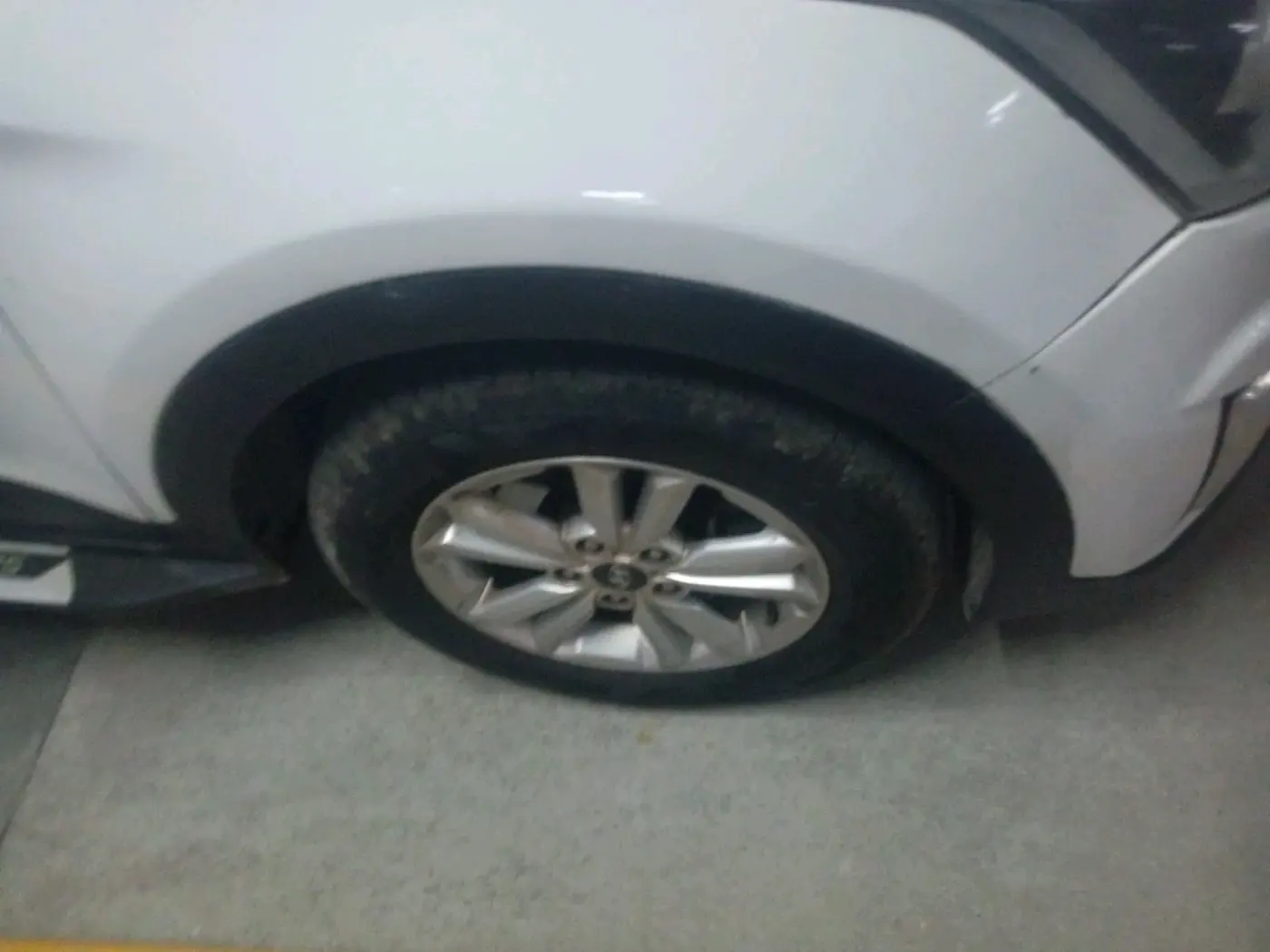 2015 Hyundai Creta SX PLUS AT 1.6 DIESEL, Diesel, Automatic, 98,137 km, tyre