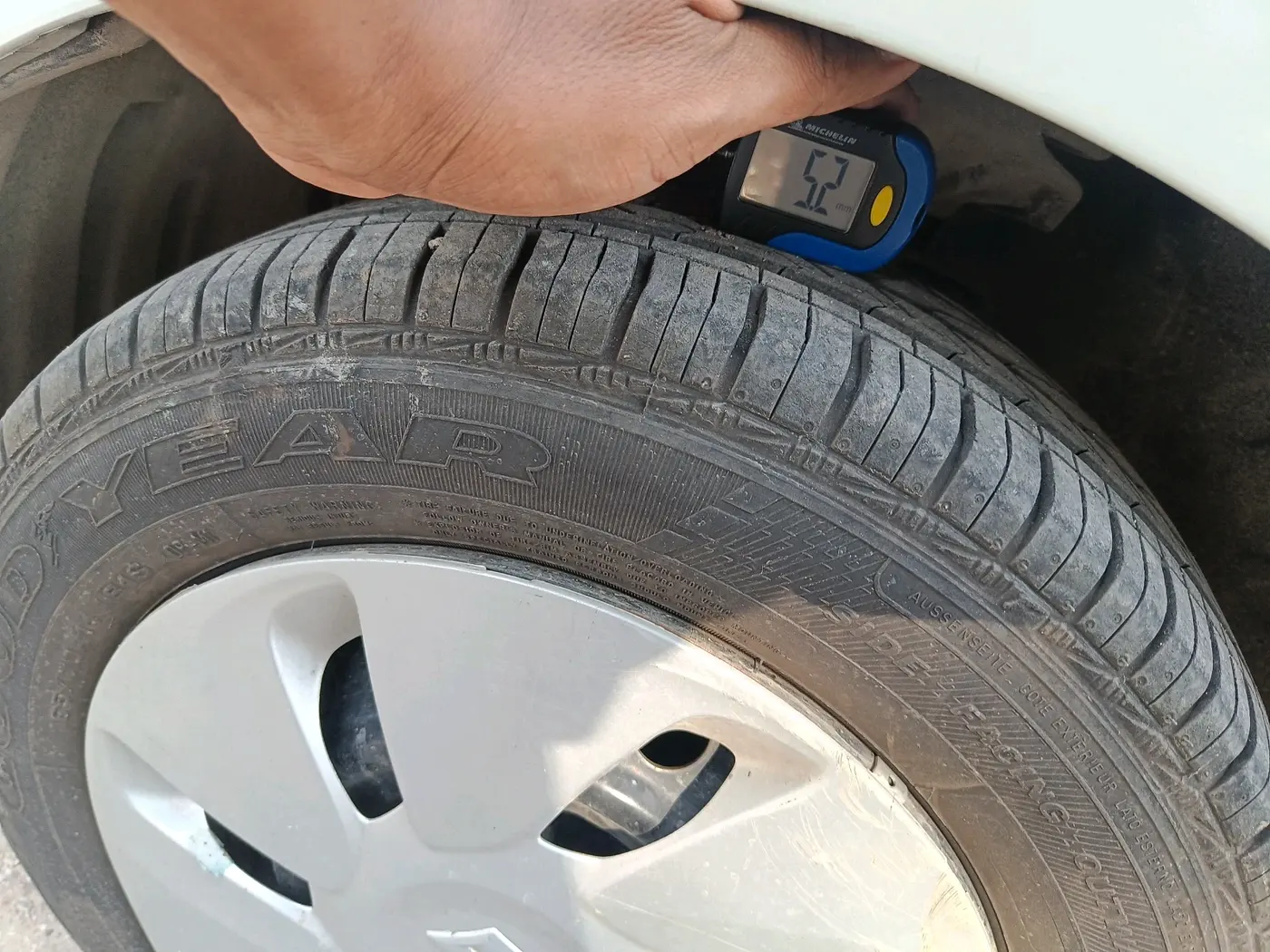 2020 Maruti Celerio ZXI AMT, Petrol, Automatic, 58,179 km, tyre