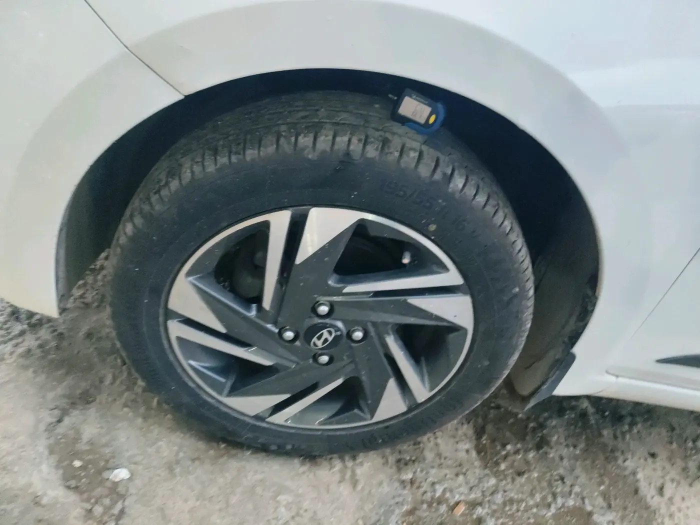 2014 Hyundai Elite i20 SPORTZ 1.4 CRDI, Diesel, Manual, 55,612 km, tyre