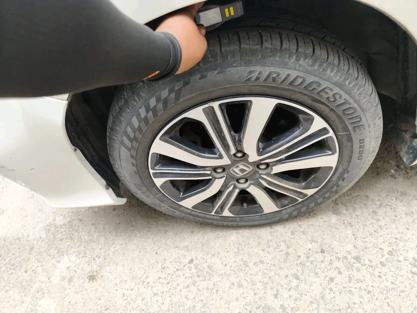 2018 Honda City 1.5L I-VTE V CVT, Petrol, Automatic, 67,620 km, tyre