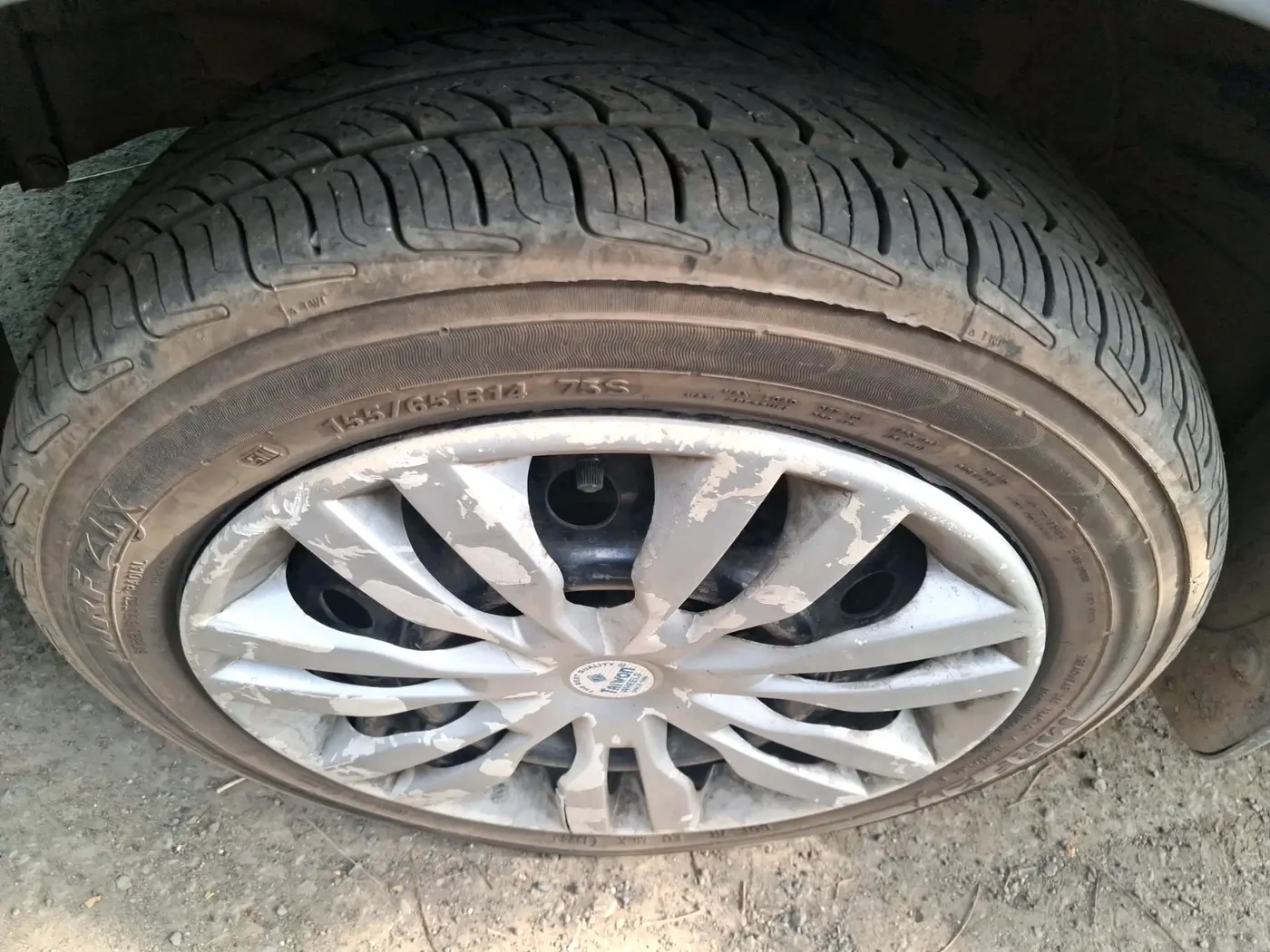 2012 Maruti Wagon R 1.0 VXI, Petrol, Manual, 86,104 km, tyre