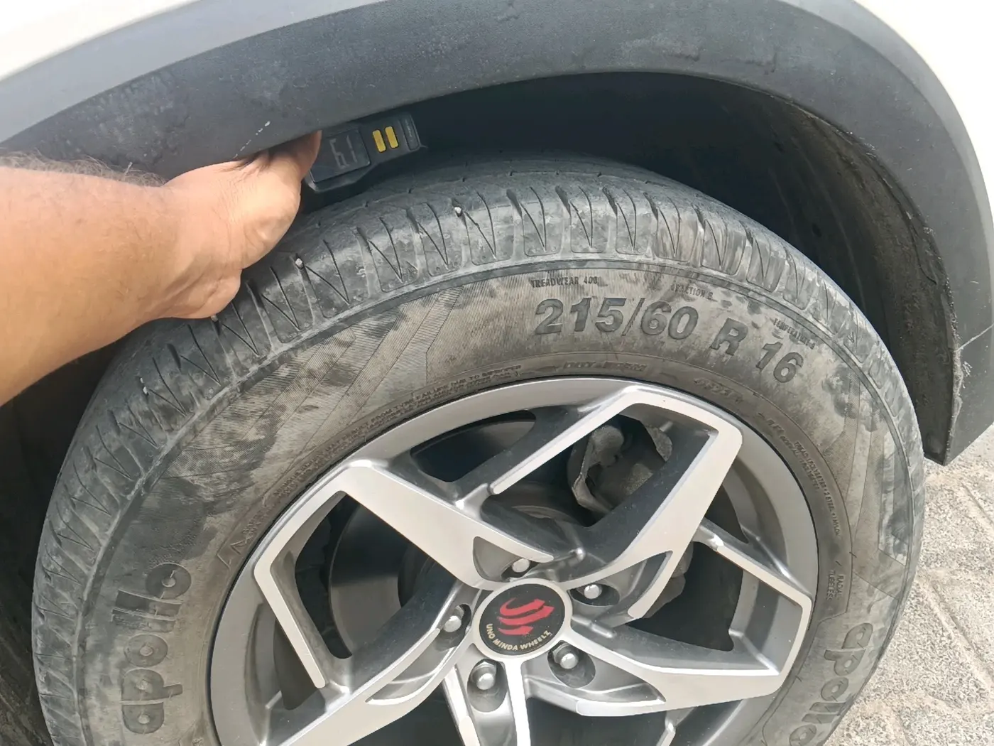 2023 KIA SONET HTK PLUS 1.0 IMT, Petrol, Manual, 7,033 km, tyre