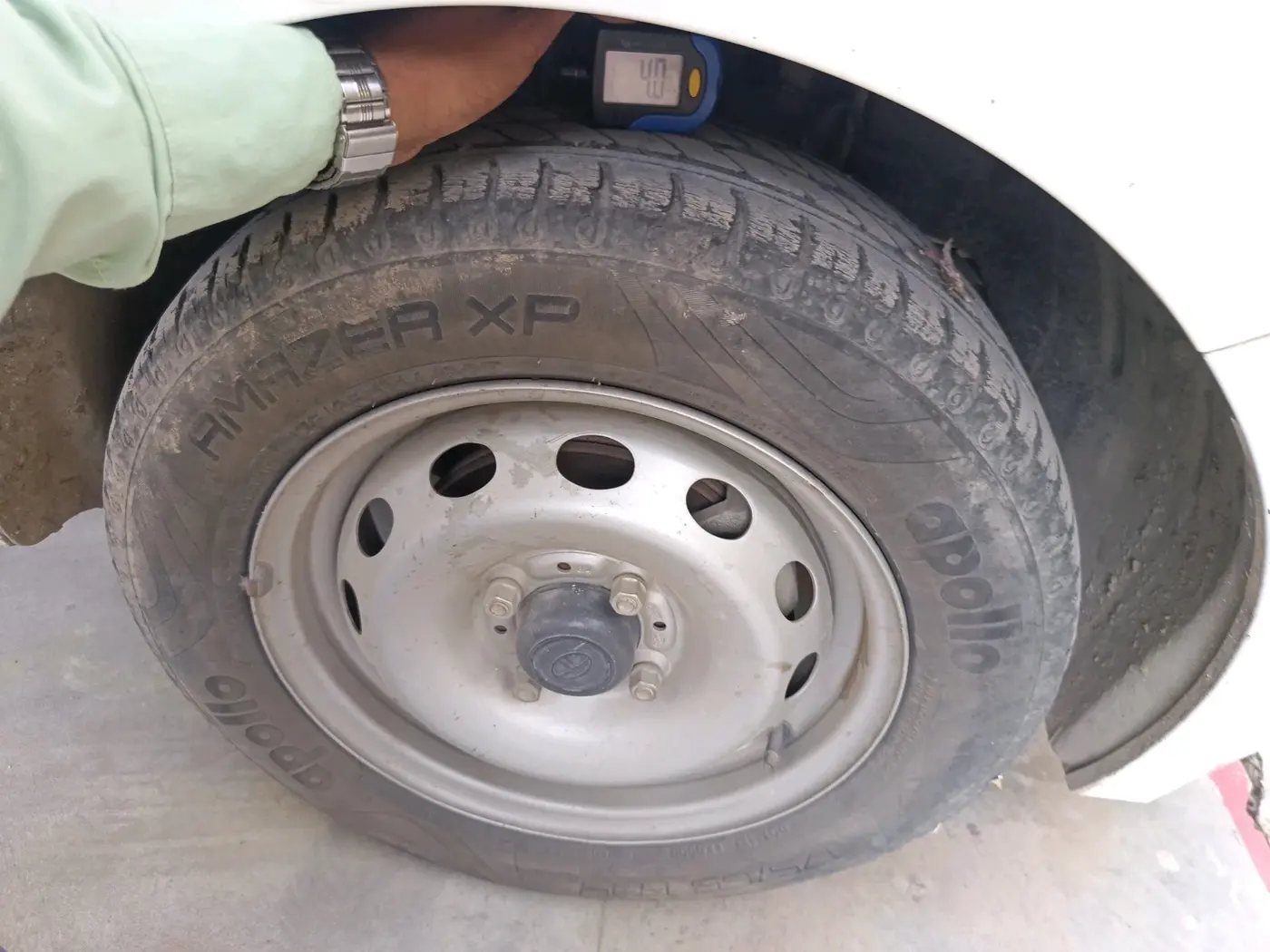 2021 Tata Tiago XE PETROL, Petrol, Manual, 45,531 km, tyre