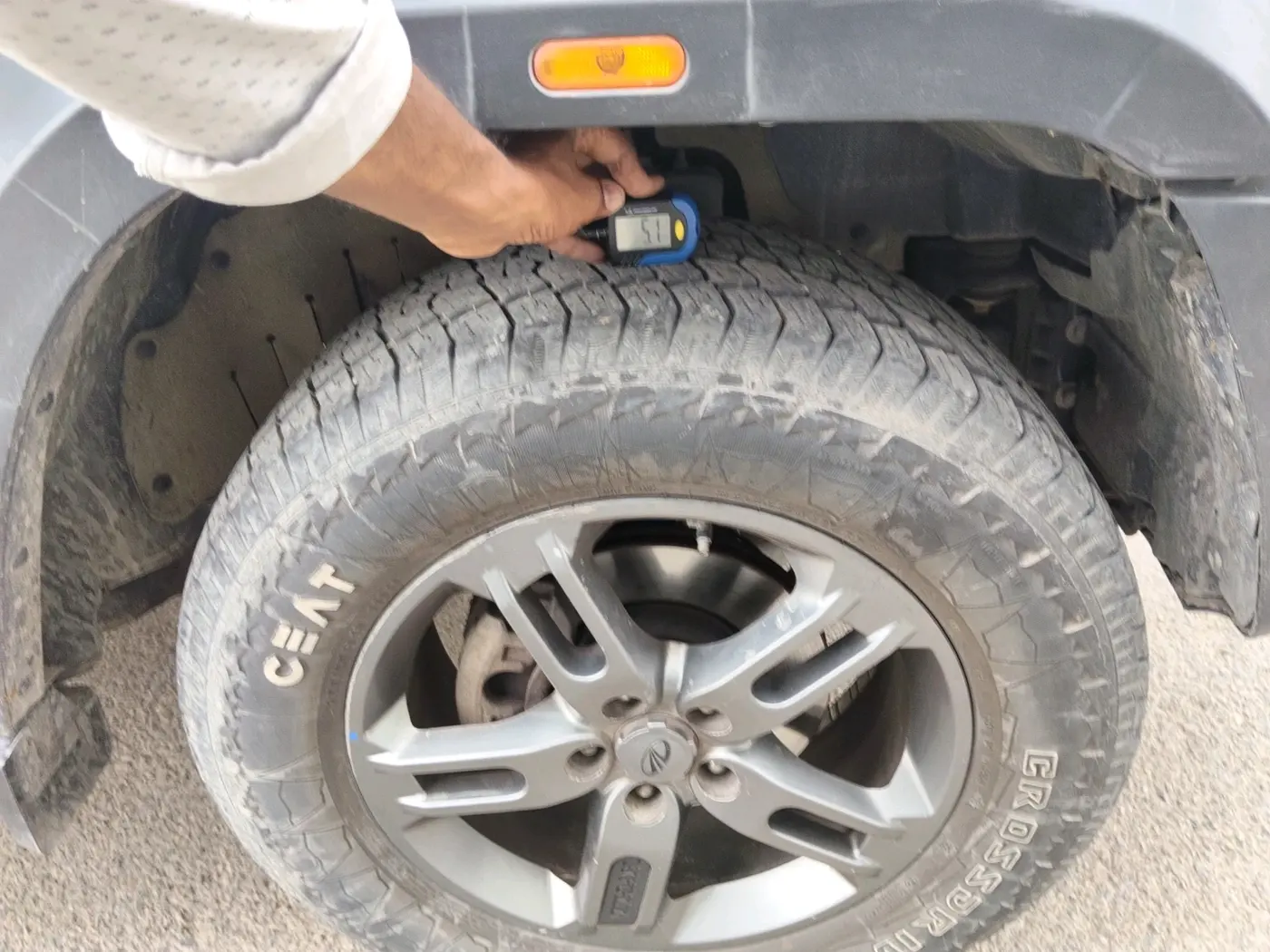 2022 Mahindra Thar LX D AT 4WD HT, Diesel, Automatic, 94,616 km, tyre