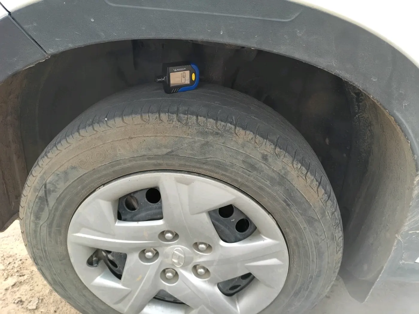 2022 Hyundai VENUE S 1.2, CNG, Manual, 1,01,913 km, tyre