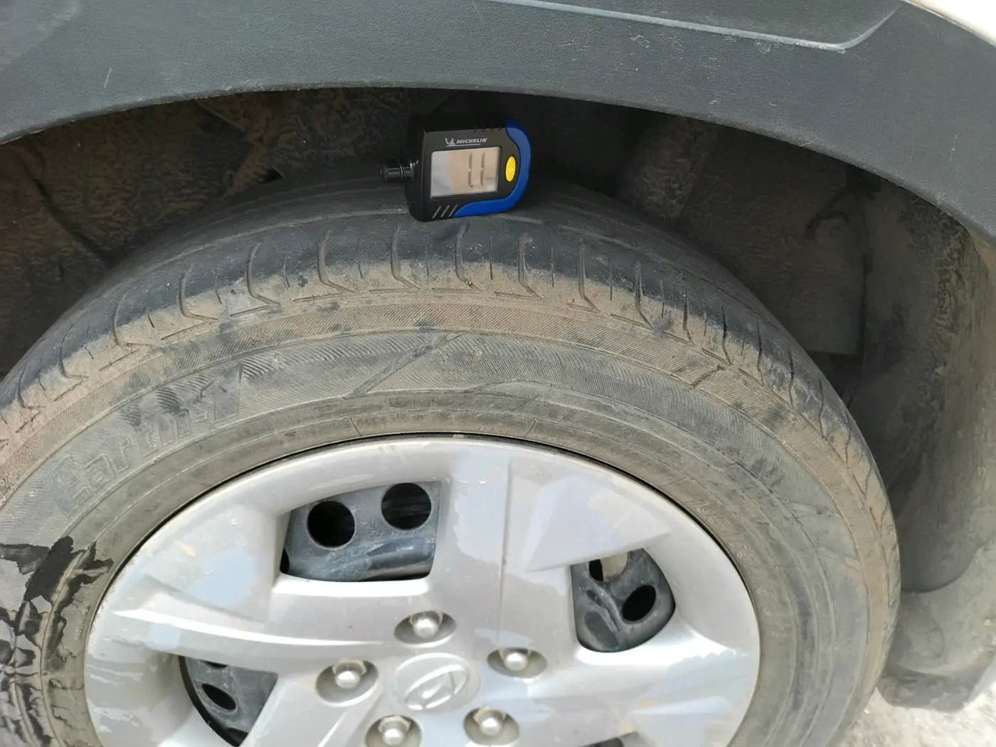2022 Hyundai VENUE S 1.2, CNG, Manual, 1,01,913 km, tyre