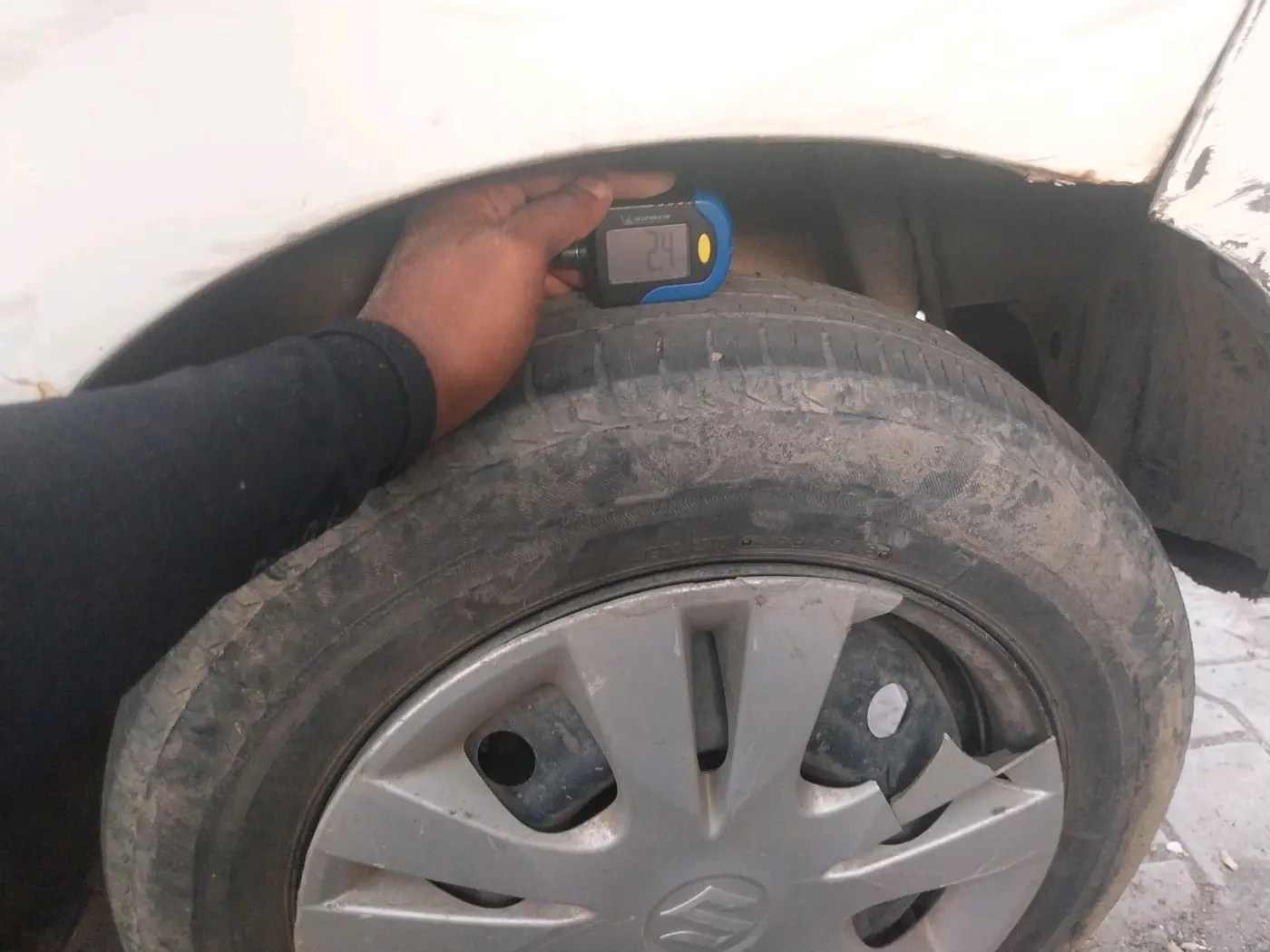 2016 Maruti Celerio VXI CNG, CNG, Manual, 99,820 km, tyre