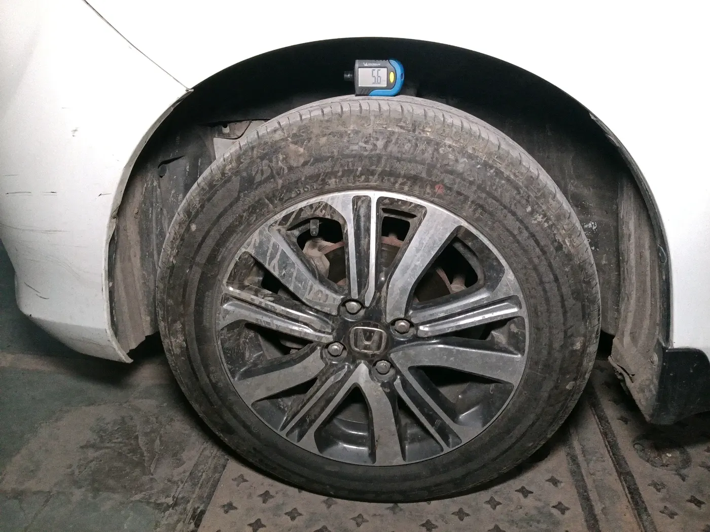 2022 Honda Amaze 1.2L I-VTEC VX, CNG, Manual, 42,669 km, tyre