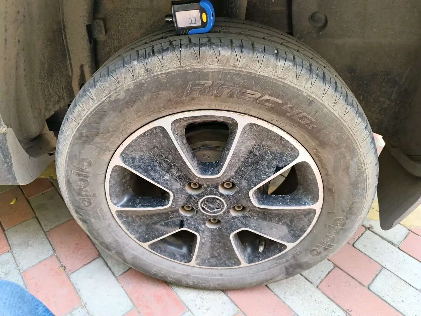 2018 Renault Duster RXS PETROL, Petrol, Manual, 1,32,662 km, tyre