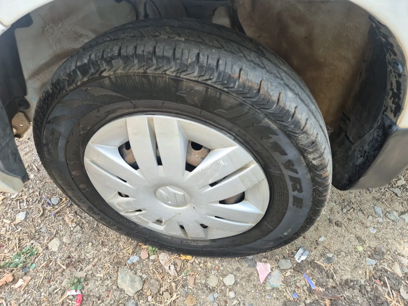 2022 Maruti Alto VXI, Petrol, Manual, 49,339 km, tyre