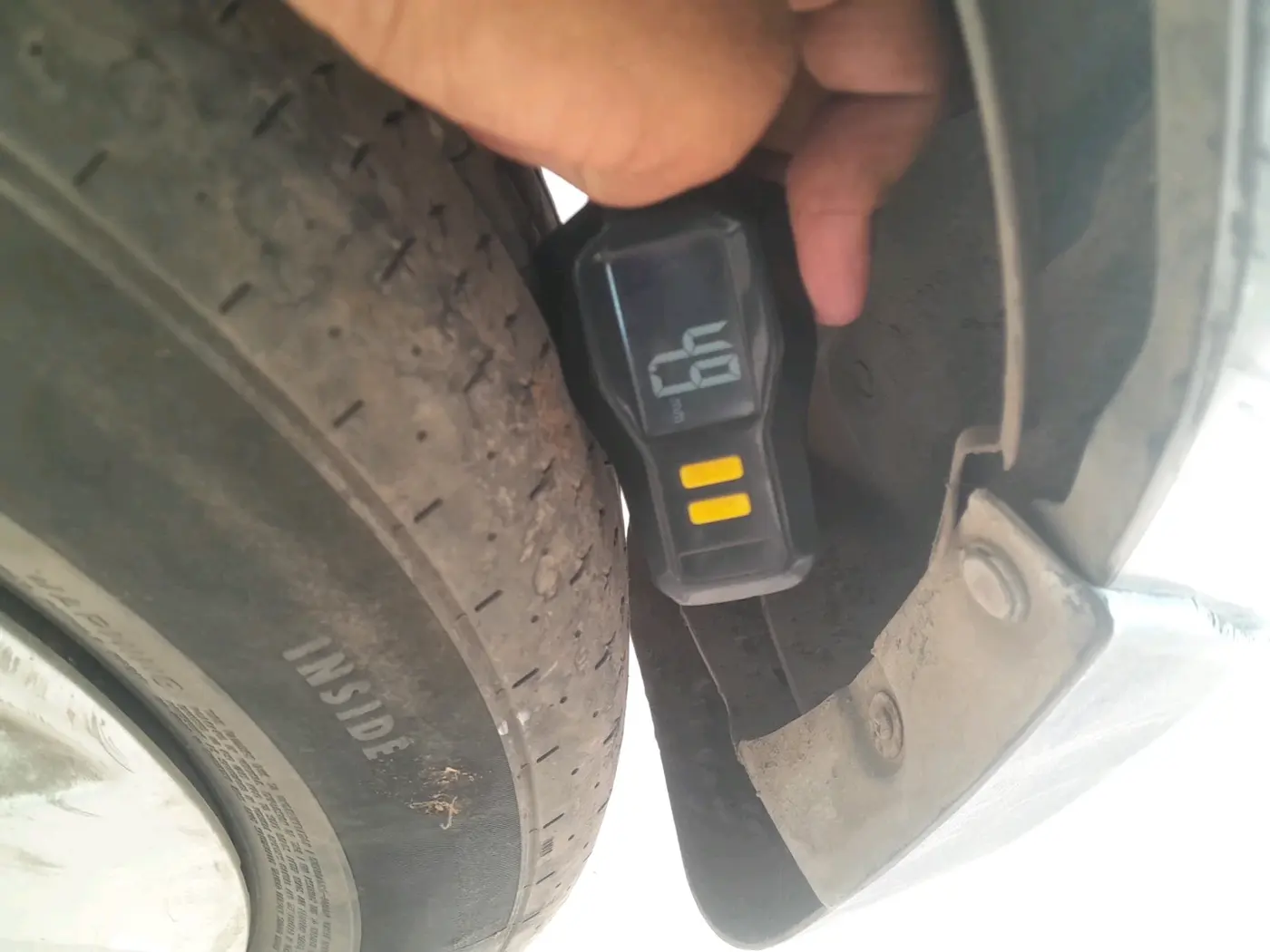 2015 Maruti Celerio VXI AMT, Petrol, Automatic, 59,450 km, tyre