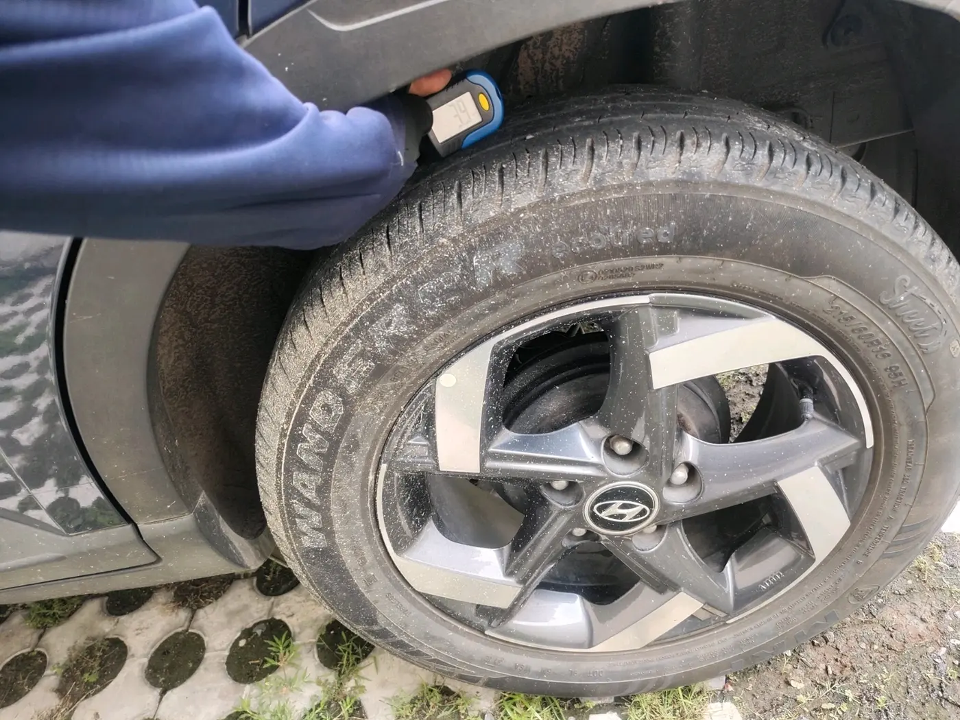 2019 Hyundai VENUE SX PLUS 1.0 TURBO DCT, Petrol, Automatic, 41,647 km, tyre