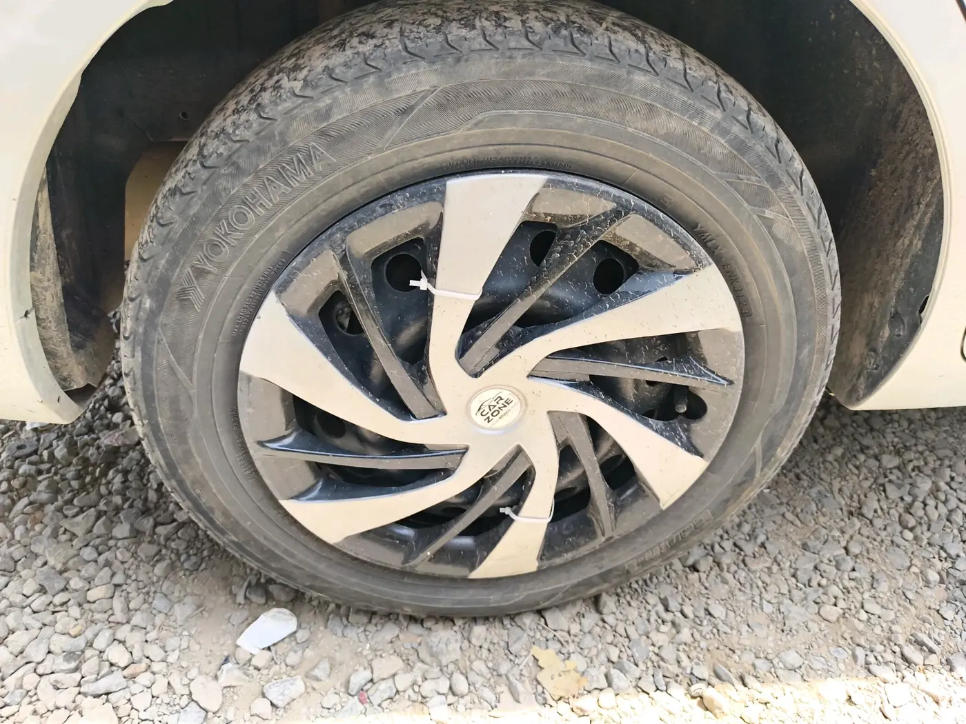 2021 Maruti Ertiga VXI SHVS, CNG, Manual, 1,07,552 km, tyre