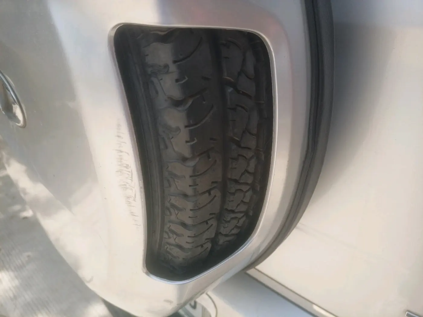 2017 Mahindra TUV300 T8, Diesel, Manual, 79,116 km, tyre