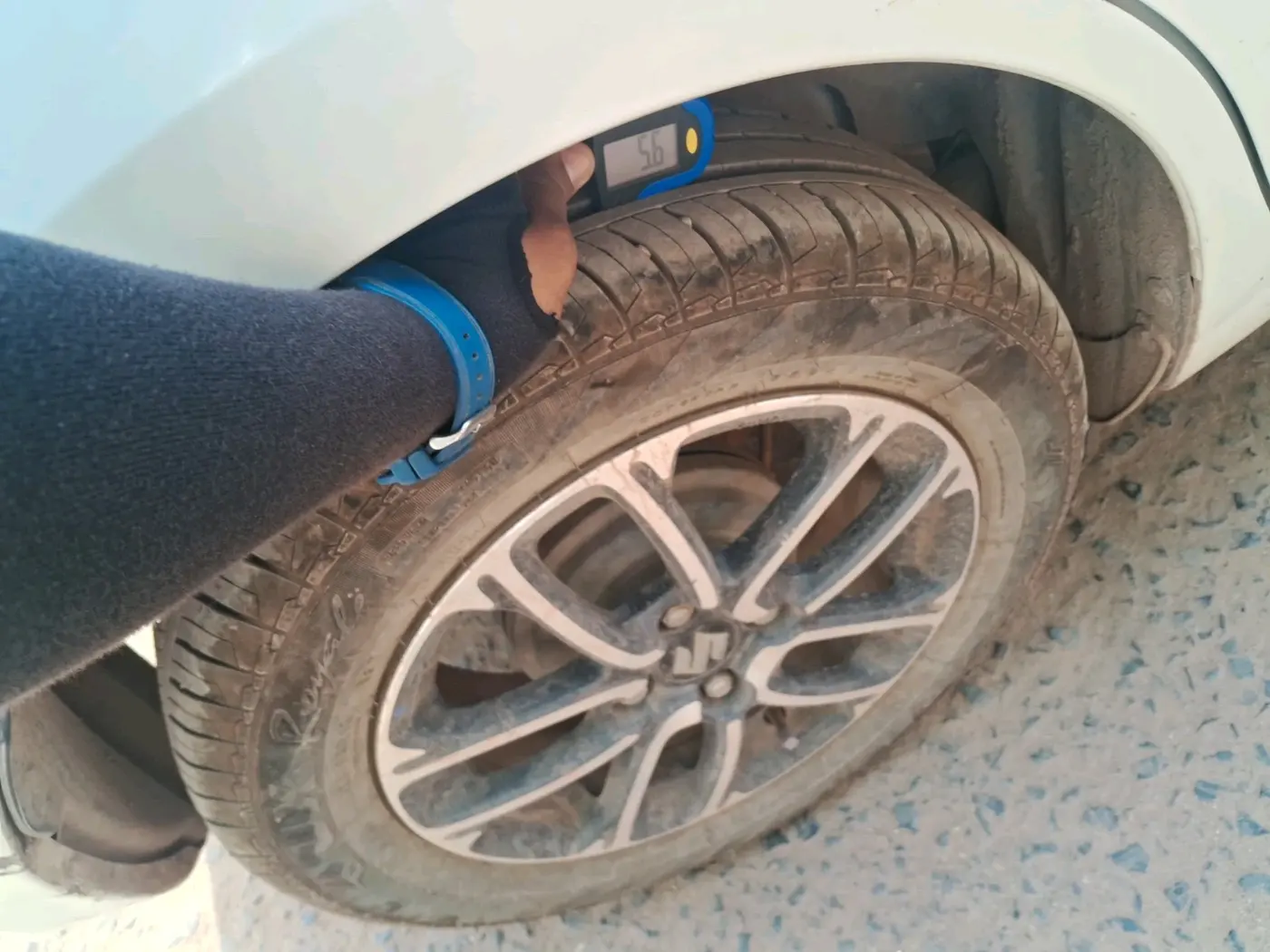 2019 Maruti Swift ZXI PLUS AMT, Petrol, Automatic, 49,439 km, tyre