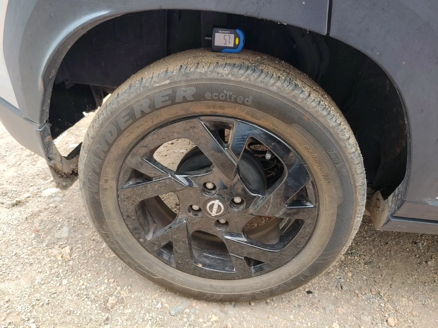 2024 Nissan MAGNITE XV CVT TURBO KURO EDITION , Petrol, Automatic, 17,093 km, tyre