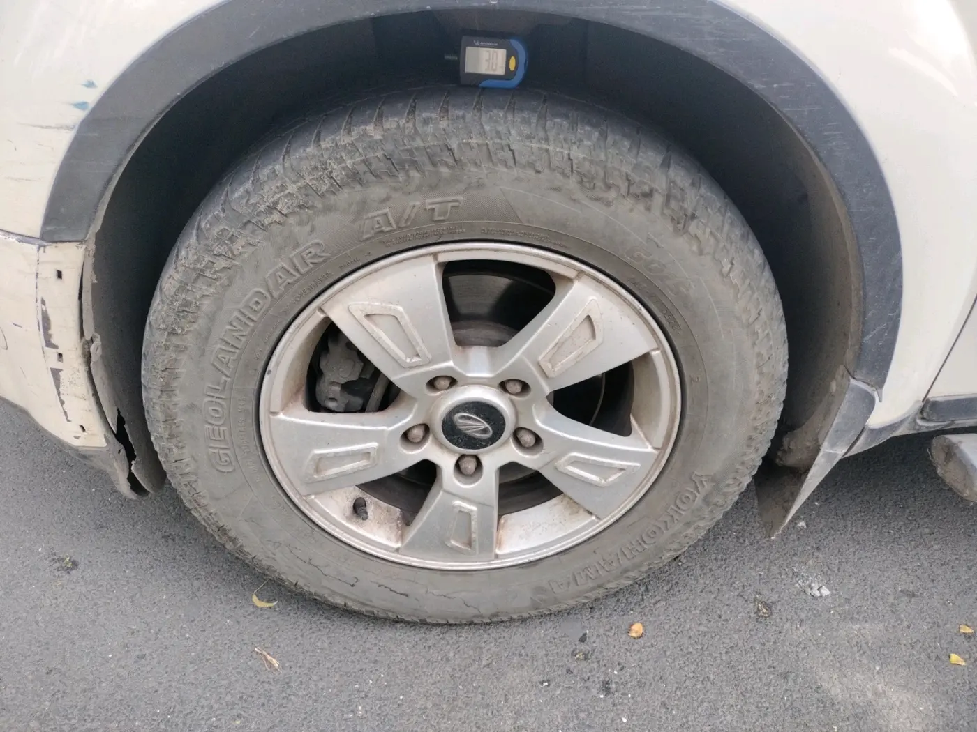 2012 Mahindra XUV500 W8, Diesel, Manual, 1,58,340 km, tyre