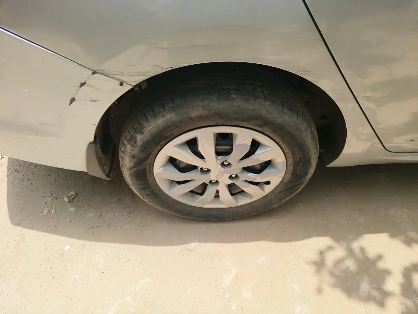 2019 Hyundai Verna 1.4 EX CRDI, Diesel, Manual, 99,257 km, tyre