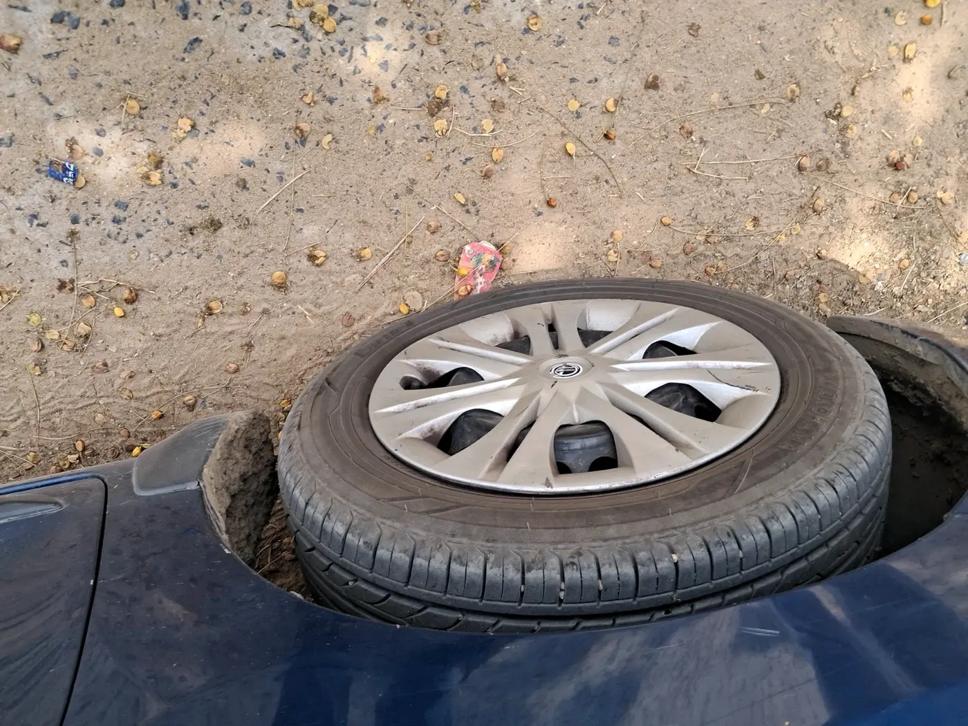 2018 Maruti Baleno DELTA PETROL 1.2, CNG, Manual, 99,115 km, tyre