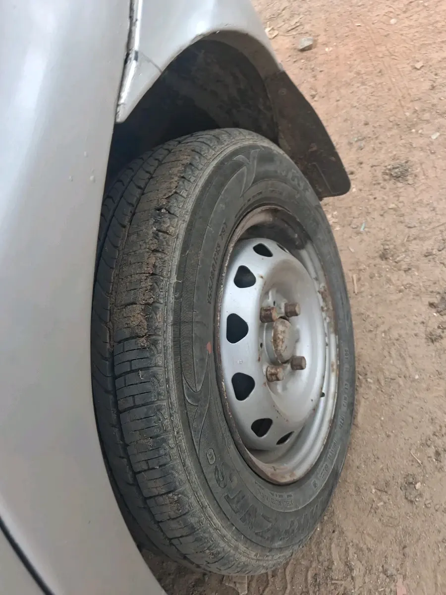 2012 Tata Indica EV2 LS, Diesel, Manual, 97,253 km, tyre